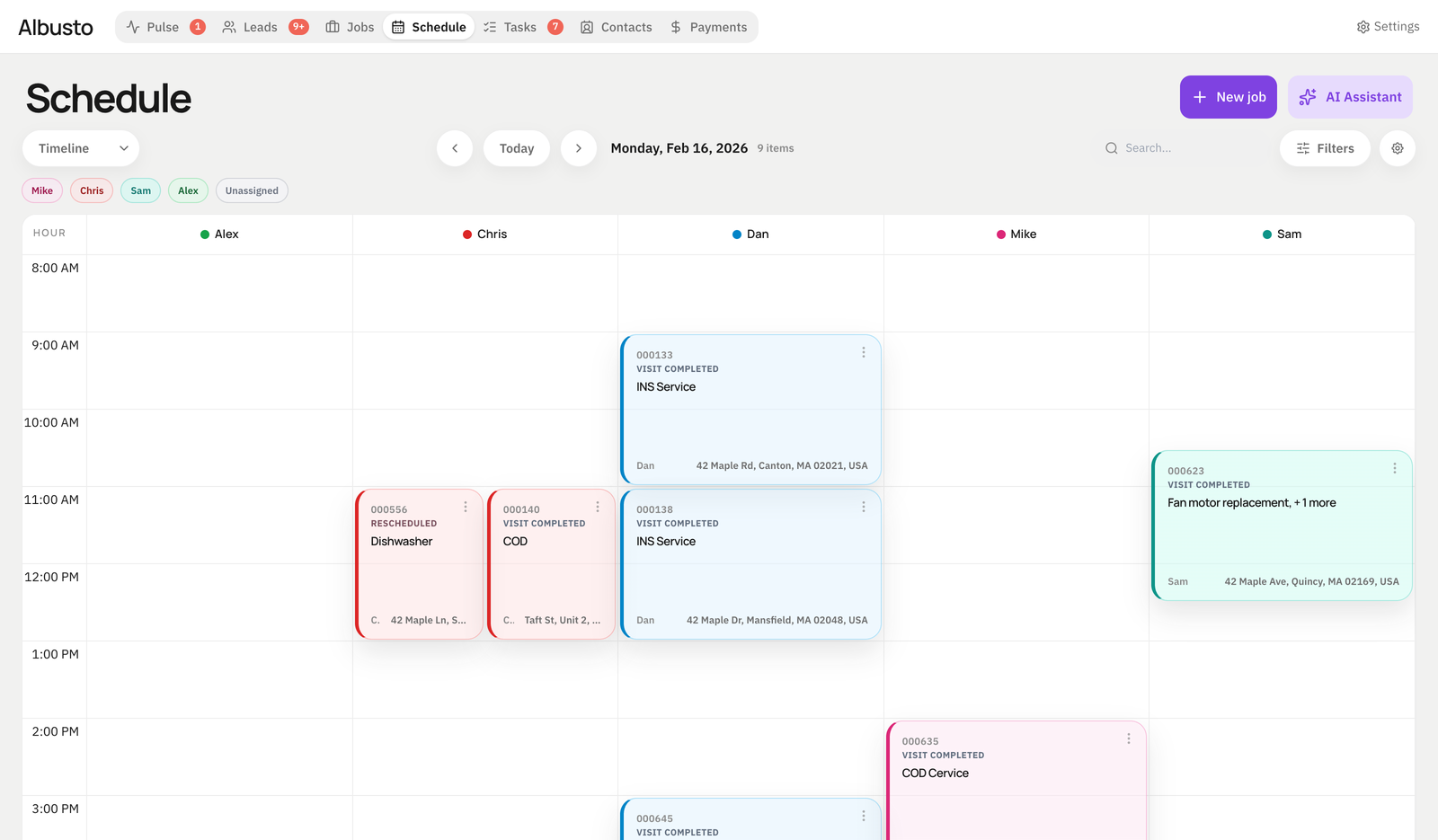 Albusto Schedule screen with technician calendar and map